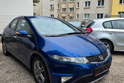 Honda Civic 152.000 km 5.300 &euro; Essen 45144