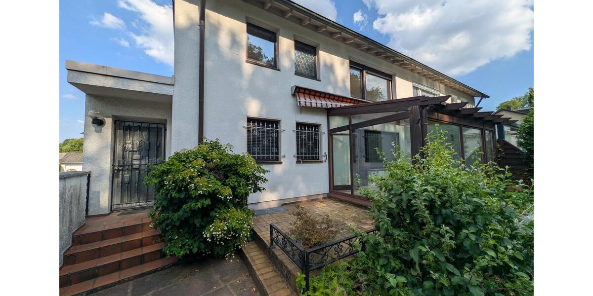Doppelhaushälfte Essen Stadtbezirk VII - 7 Zimmer, 160 m&sup2;, 420.000&euro; | Angebot:26927326