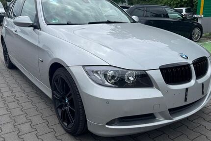 BMW 318 183.000 km 3.890 &euro; Bottrop 46238