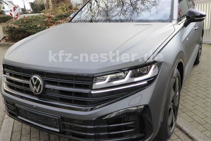 VW Touareg 19.200 km 73.900 € Essen 45134