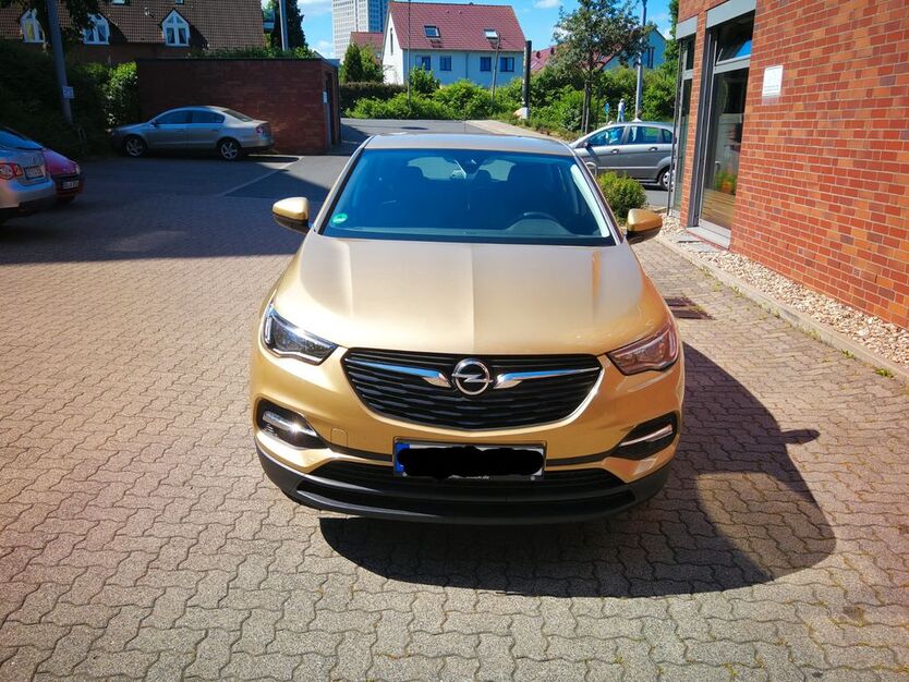 Opel Grandland (X) 105.000 km 13.900 € Dortmund 44141
