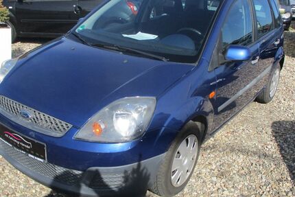 Ford Fiesta 69.874 km 2.999 &euro; Selm 59379