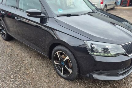 Skoda Fabia 177.464 km 4.500 &euro; Essen 45356