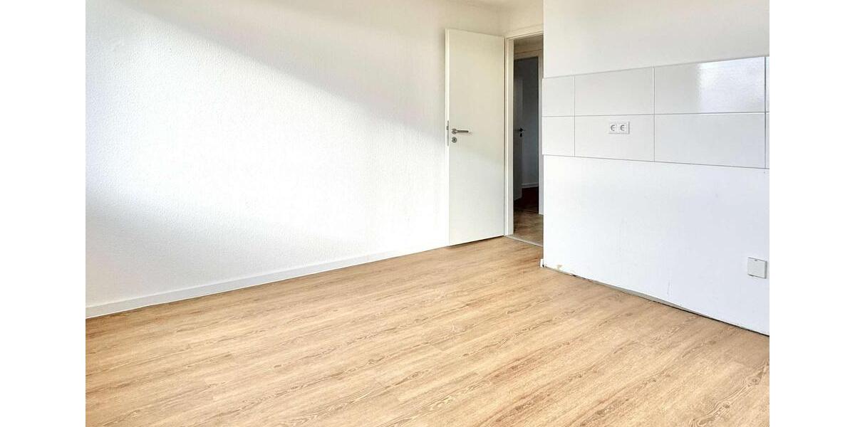 Dachgeschoßwohnung Witten Annen - 3 Zimmer, 63 m&sup2;, 690&euro; | Angebot:19356327