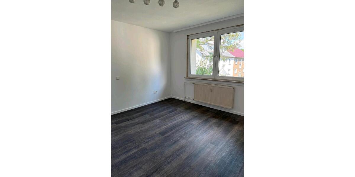 Helle sanierte 2-Zimmer-Wohnunug mit Balkon in Dortmund Brackel 2 zimmer
