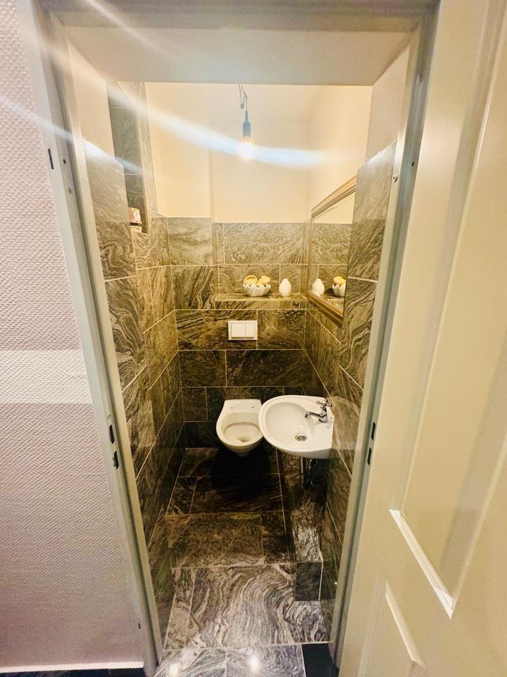 Attraktives Immobilienangebot: Mehrfamilienhaus + Einfamilienhaus zimmer