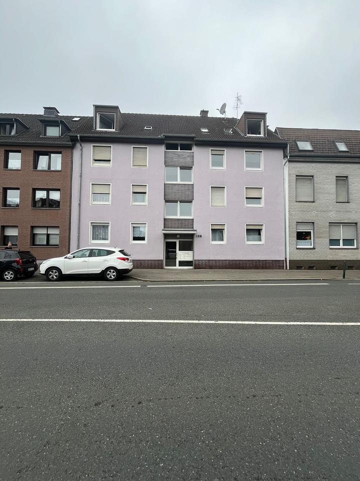 **RESERVIERTANFRAGENSTOP** Schöne 3-Zimmer Wohnung mit Balkon- Ideal für Paare! zimmer