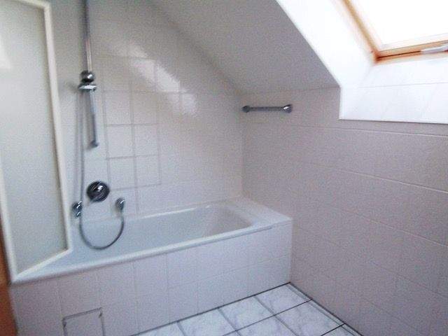 Etagenwohnung Hattingen Holthausen - 3 Zimmer, 67 m&sup2;, 650&euro; | Angebot:25095479