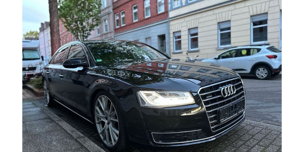 Audi A8 209.451 km 21.900 &euro; Essen 45307