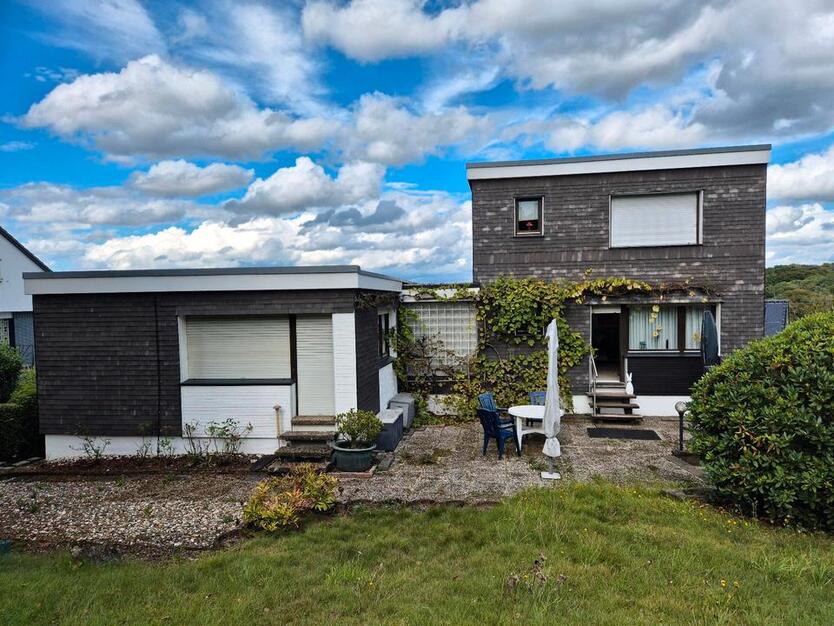 Wohnung im Zweifamilienhaus zu vermieten zimmer