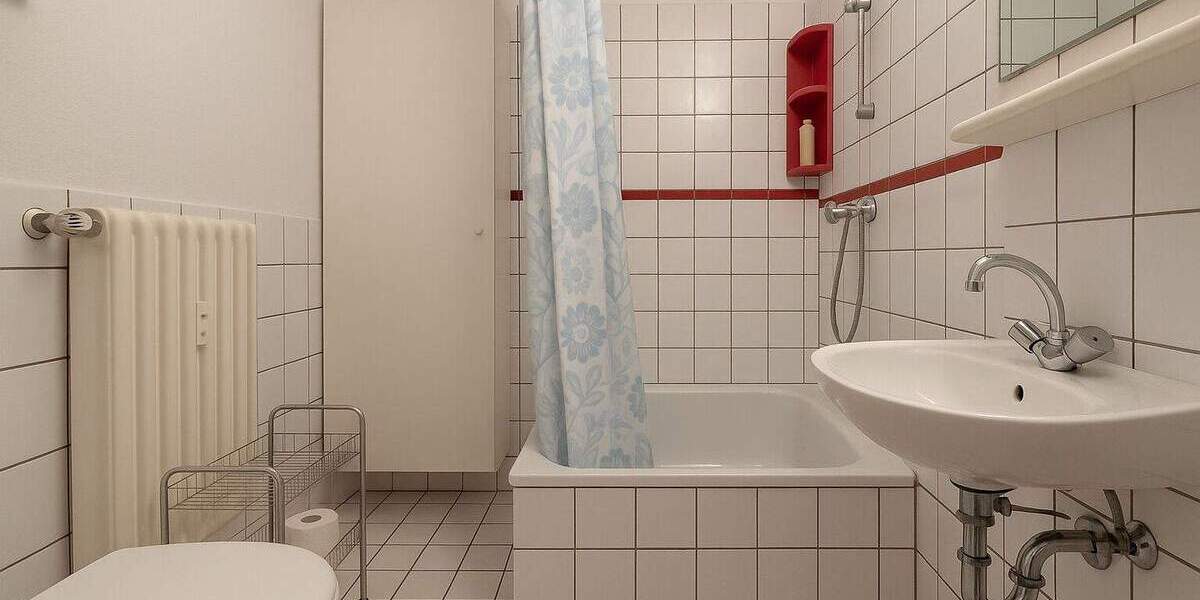 Vermietete zwei Zimmer Wohnung mit Balkon in zentraler Lage 2 zimmer