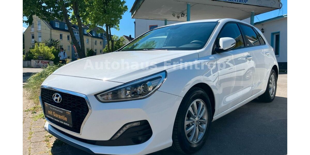 Hyundai i30 62.800 km 13.450 &euro; Essen 45359