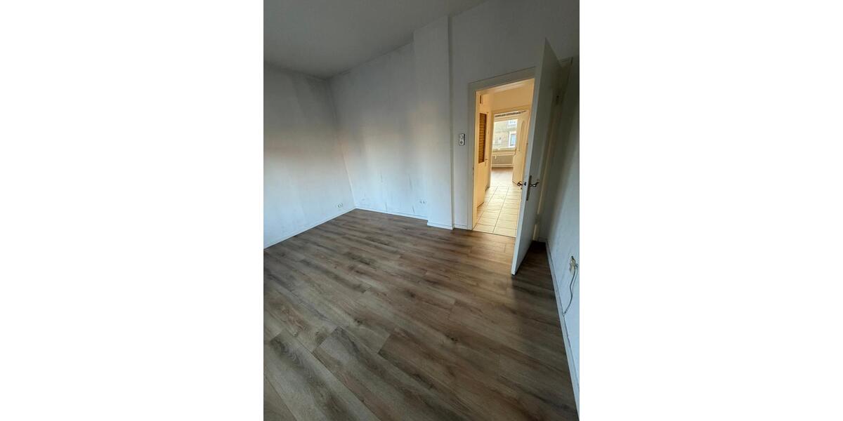 Etagenwohnung Bochum Eppendorf - 3 Zimmer, 86 m&sup2;, 930&euro; | Angebot:24741381