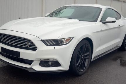 Ford Mustang 110.507 km 16.900 &euro; Gelsenkirchen 45884