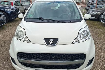 Peugeot 107 115.000 km 3.299 &euro; Oberhausen 46149