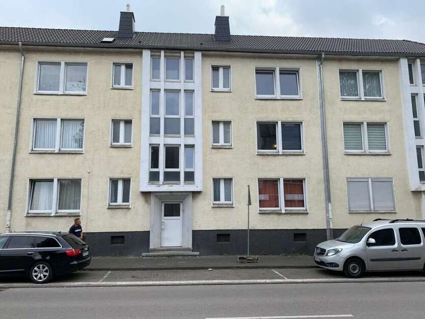 Wohnung zum Kaufen in Gelsenkirchen Erle 42.000 € 57 m²