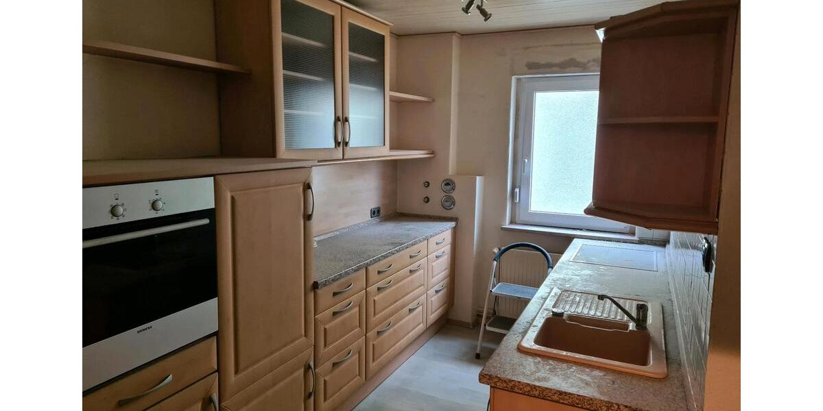 4 Zimmer Wohnung 96 qm 1 Etage 4 zimmer