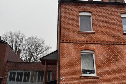 Mehrfamilienhaus 3 Parteien 10 zimmer