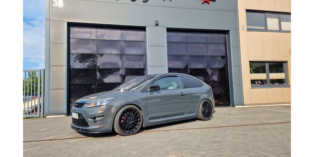 Ford Focus 238.368 km 8.500 &euro; Recklinghausen 45665