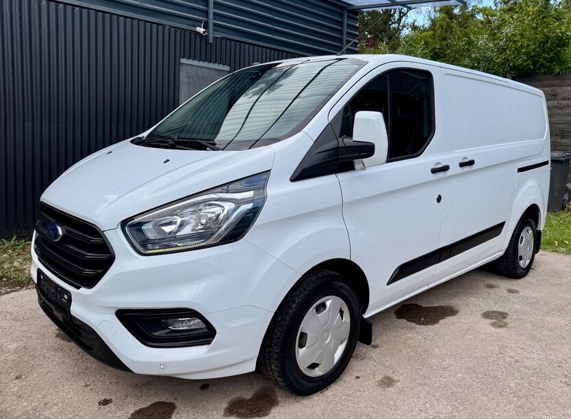 Ford Transit Custom 215.000 km 10.250 € Selm 59379