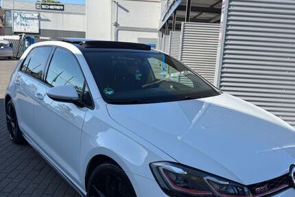 VW Golf 103.000 km 20.500 &euro; Oberhausen 46047