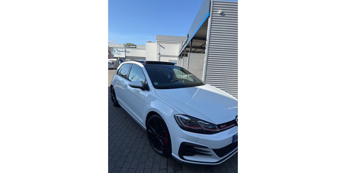 VW Golf 103.000 km 20.500 &euro; Oberhausen 46047