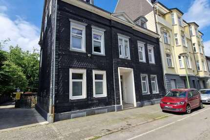 Haus zum Kaufen in Hagen 170.000 € 320 m² 10 zimmer