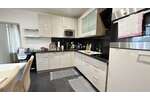 Modernisiertes 3-Parteienhaus mit Maisonette und Gartenanteil nahe Centro - Mehrfamilienhaus, Wohnhaus Oberhausen Osterfeld | Angebot:26041244