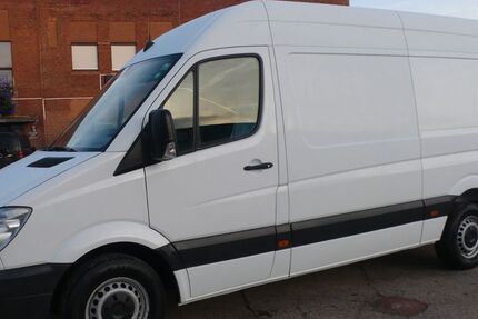 Mercedes-Benz Sprinter 276.689 km 10.950 € Essen 45309