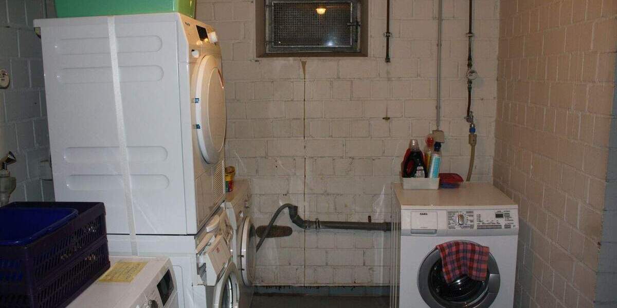 RESERVIERT! Büroräume in Herne-Sodingen mit Stellplätzen und Garage, eigenem Eingang 3 zimmer