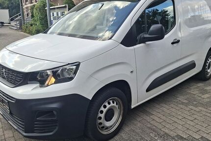 Peugeot Partner 99.000 km 11.900 &euro; Mülheim an der Ruhr 45473