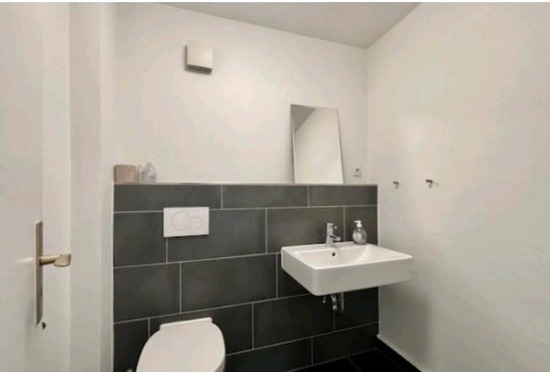 Gewerbefläche, Büro, Ladenlokal, Bürofläche, Studio zimmer