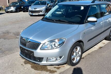Skoda Fabia 71.800 km 7.380 € Oberhausen 46145