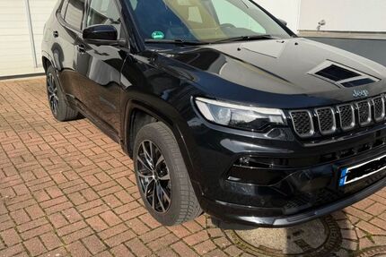Jeep Compass 53.000 km 24.480 &euro; Essen 45136