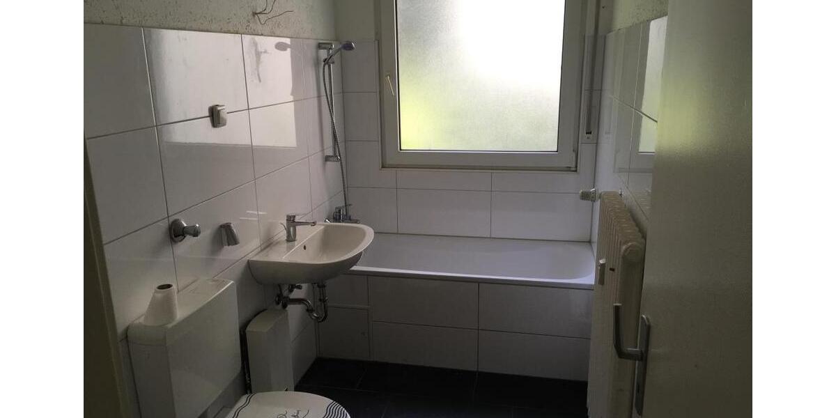 Erdgeschoßwohnung Gelsenkirchen Gelsenkirchen-Nord - 3 Zimmer, 73 m&sup2;, 509&euro; | Angebot:26147145