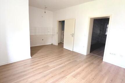 Wohnung Gelsenkirchen Gelsenkirchen-Nord - 2 Zimmer, 53 m&sup2;, 350&euro; | Angebot:26334942