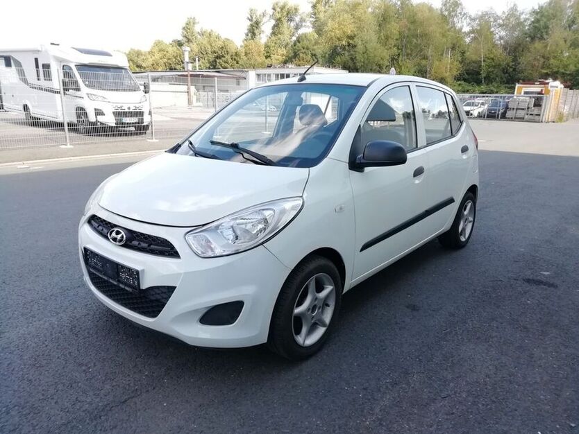 i10