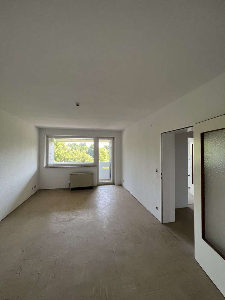 Wohnung zum Mieten in Essen 399 € 77 m²