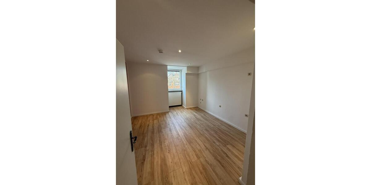 Etagenwohnung Witten - 4 Zimmer, 160 m&sup2;, 1.300&euro; | Angebot:25444577