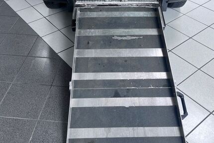 Renault Kangoo 198.000 km 4.870 &euro; Gelsenkirchen 45892