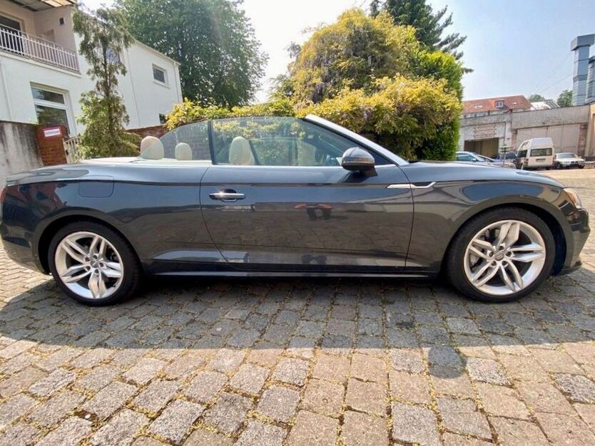 Audi A5 11.595 km 32.500 € Essen 45356