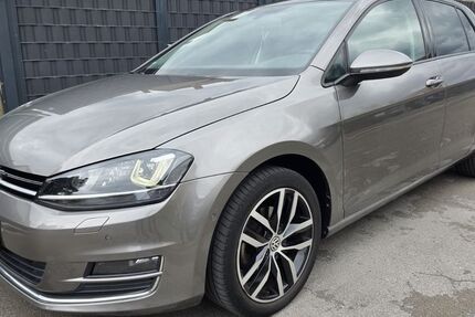 VW Golf 210.000 km 7.700 &euro; Recklinghausen 45663