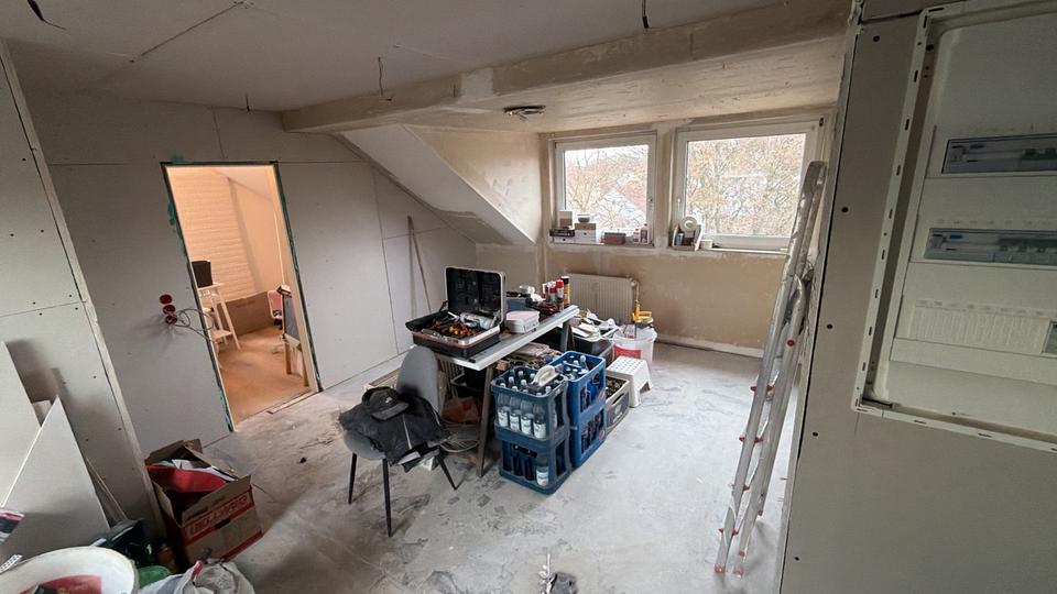 Dachgeschoßwohnung Dortmund Brackel - 3.5 Zimmer, 43 m&sup2;, 99.500&euro; | Angebot:26994499