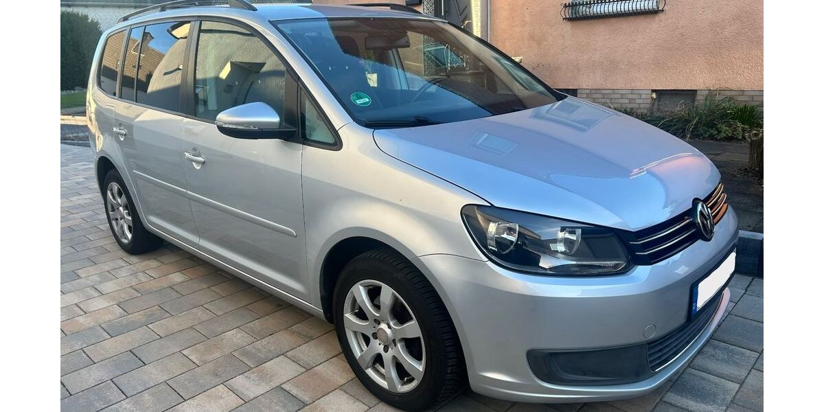 VW Touran 98.800 km 8.999 &euro; Herten 45701
