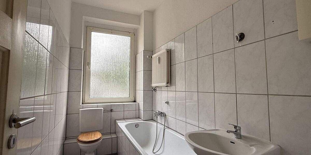 Etagenwohnung Gelsenkirchen Horst - 3 Zimmer, 56 m&sup2;, 75.000&euro; | Angebot:25686376