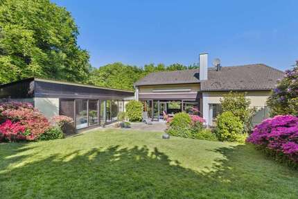 Haus zum Kaufen in Essen 790.000 € 246 m²