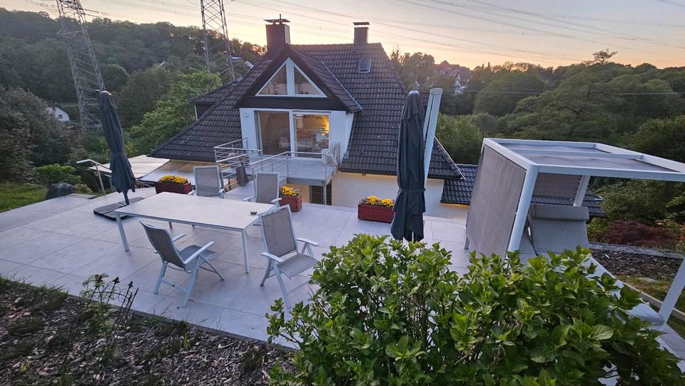 Repräsentatives Herrenhaus in Alleinlage mit Einliegerwohnung 11 zimmer