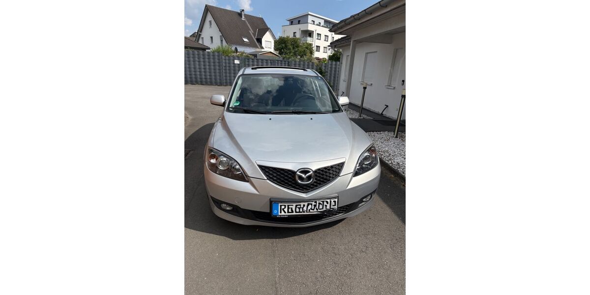 Mazda 3 128.000 km 3.650 &euro; Oer-Erkenschwick 45739