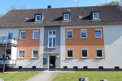 Top Lage - Renovierte 2-Zimmer-Wohnung mit Balkon zimmer