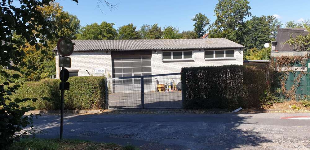 Halle in Essen 1.500 € 200 m²